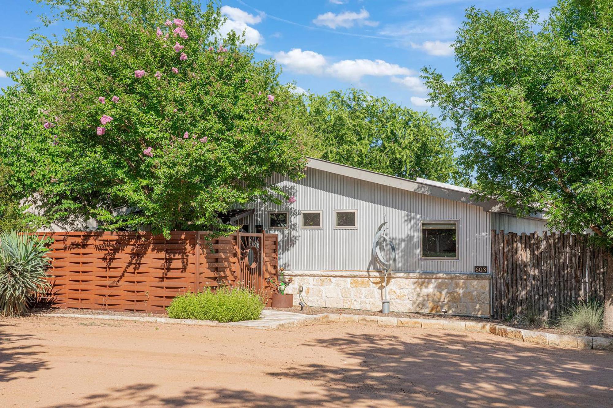 Claret House Full Kitchen And Private Hot Tub Fredericksburg Exterior foto